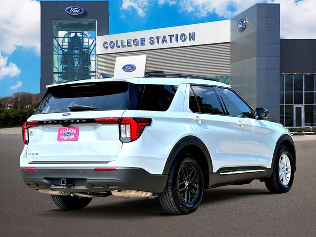Certified 2025 Ford Explorer Active RWD image 6