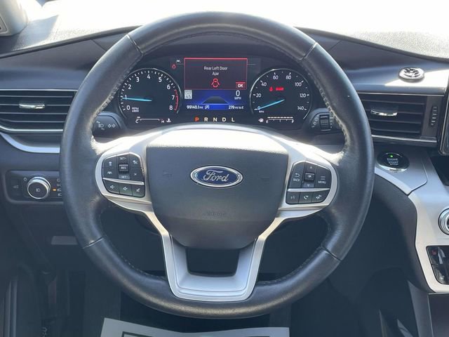 Certified 2021 Ford Explorer XLT w/ Equipment Group 202A RWD image 14