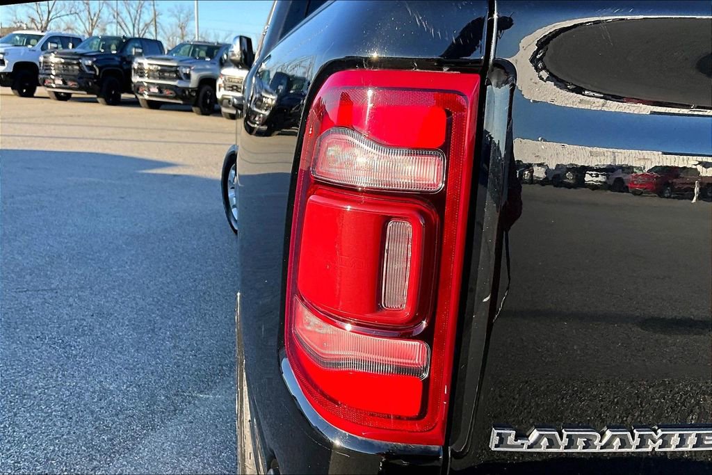 Used 2024 RAM 1500 Laramie AWD/4WD image 24
