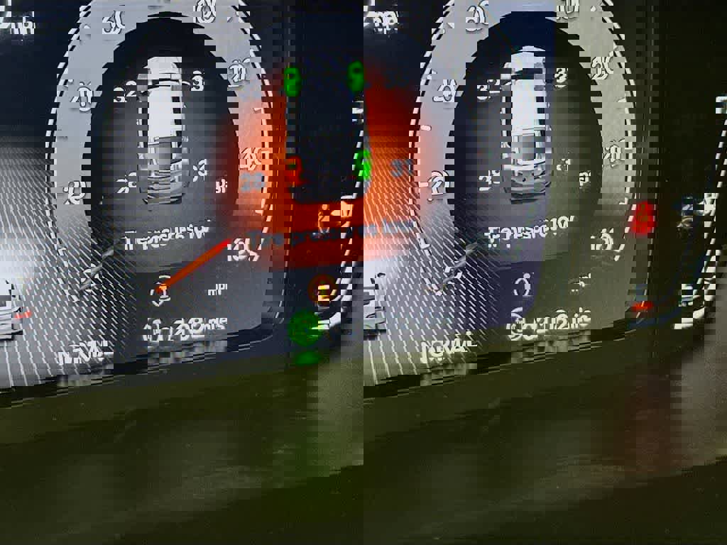 Used 2023 Acura Integra A-Spec image 22