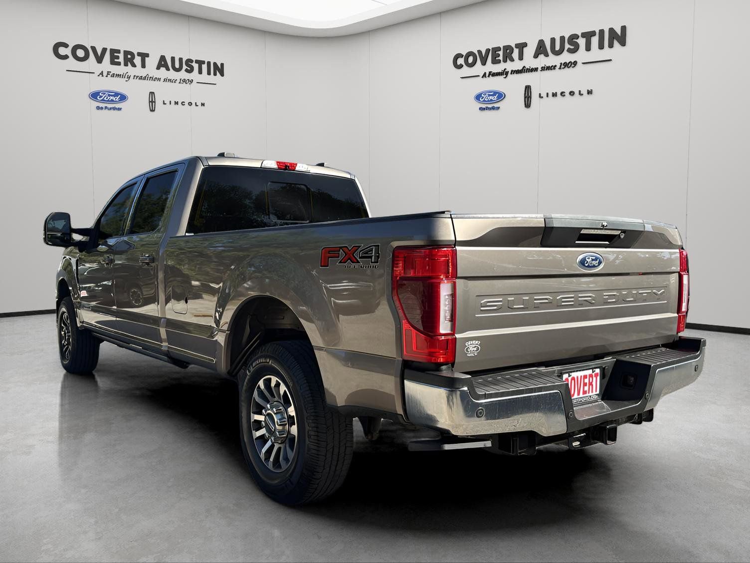 Certified 2022 Ford F250 Lariat w/ Lariat Ultimate Package image 3