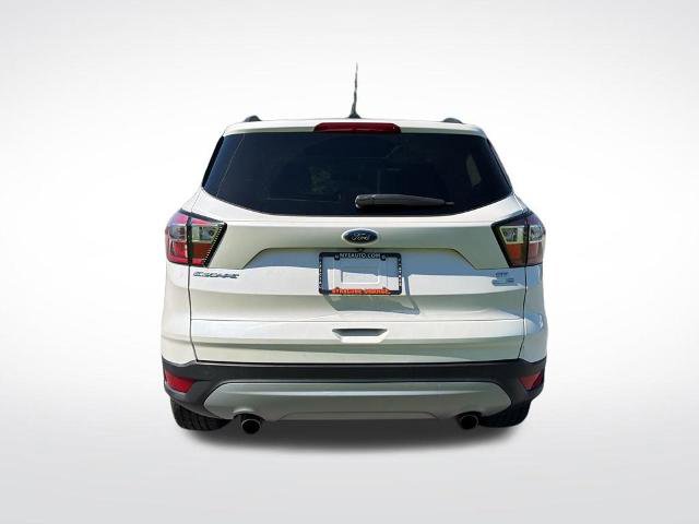 Certified 2018 Ford Escape SE w/ SE Sync 3 Package AWD/4WD image 5