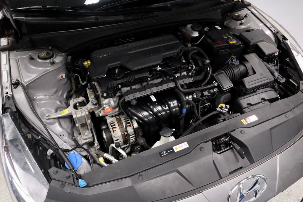 Used 2023 Hyundai Elantra SEL FWD image 15