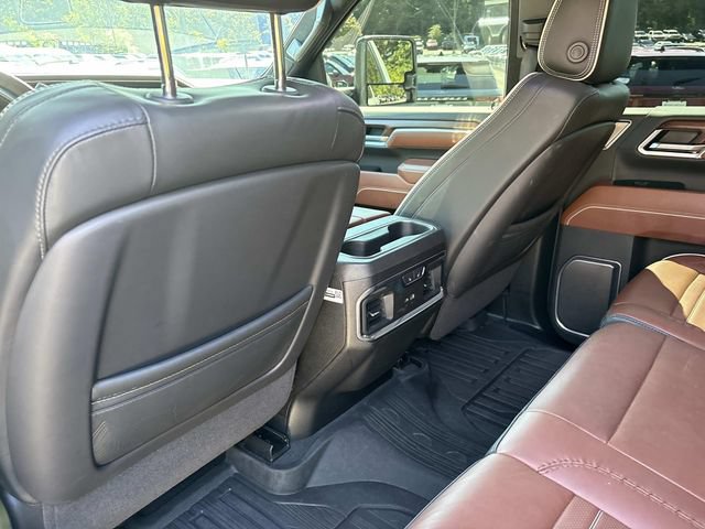 Used 2025 GMC Sierra 3500 Denali Ultimate AWD/4WD image 17
