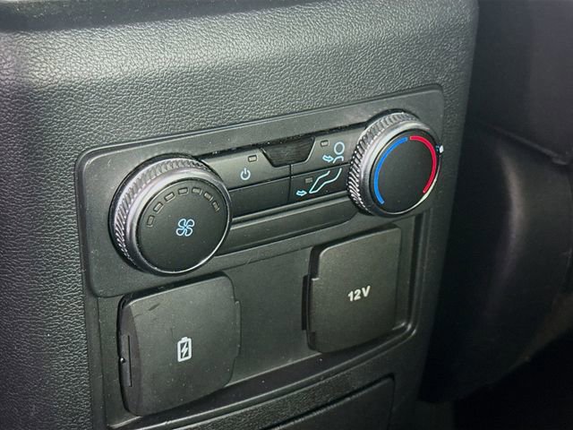 Certified 2022 Ford Explorer XLT w/ Equipment Group 202A image 25