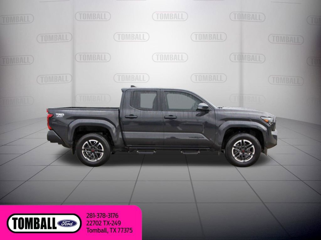 Used 2024 Toyota Tacoma TRD Sport w/ TRD Sport Premium Package AWD/4WD image 8