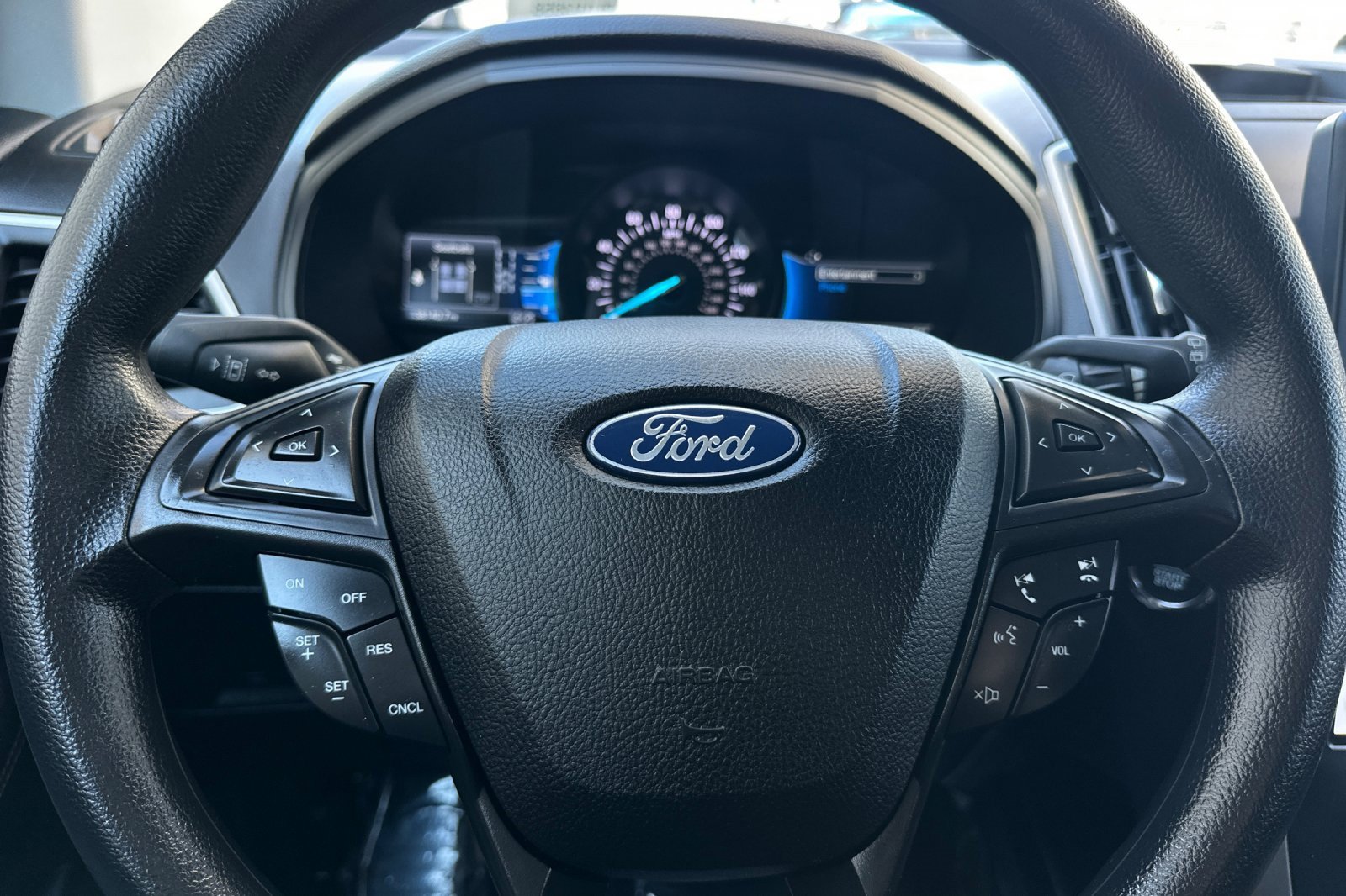 Certified 2022 Ford Edge SE w/ Black Appearance Package image 22