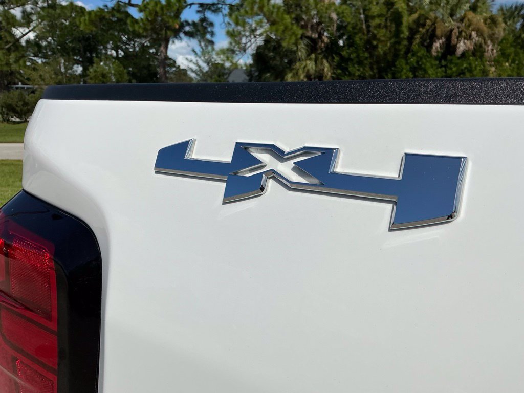 Used 2025 GMC Sierra 2500 Pro w/ Convenience Package AWD/4WD image 18