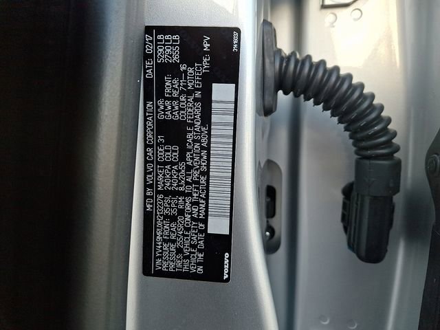 Used 2017 Volvo XC60 T6 Inscription w/ Climate Package image 26