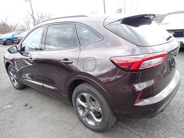 Certified 2023 Ford Escape ST-Line w/ Tech Pack #1 image 5