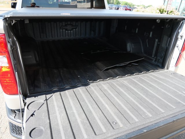Used 2020 Chevrolet Silverado 1500 LT w/ All-Star Edition AWD/4WD image 11
