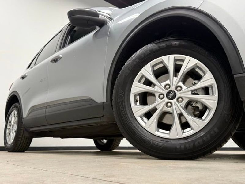 Certified 2024 Ford Escape Active image 3