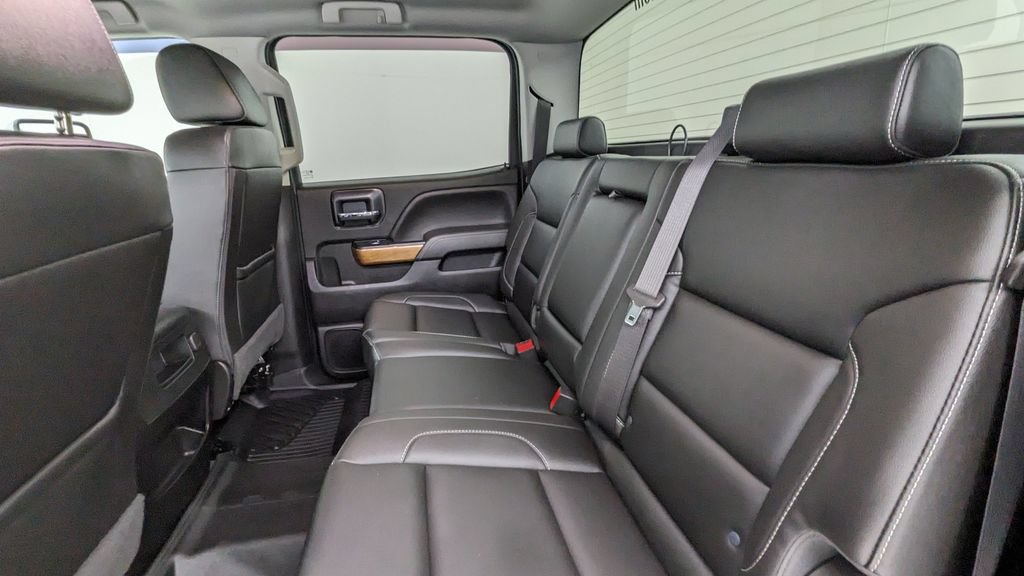 Used 2018 Chevrolet Silverado 2500 LTZ w/ Duramax Plus Package AWD/4WD image 34