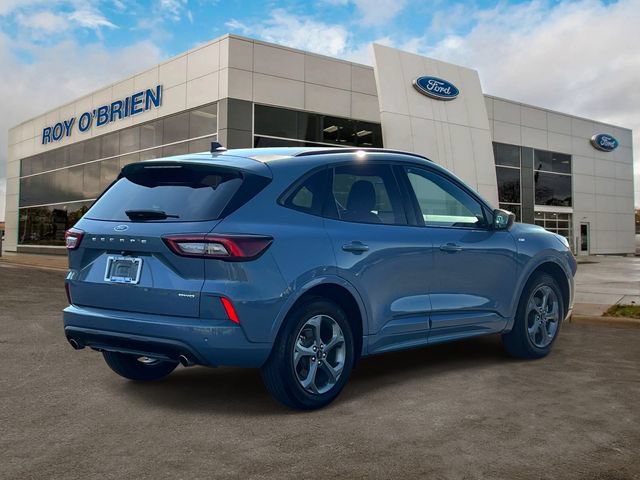 Certified 2024 Ford Escape ST-Line w/ Tech Pack #1 AWD/4WD image 4
