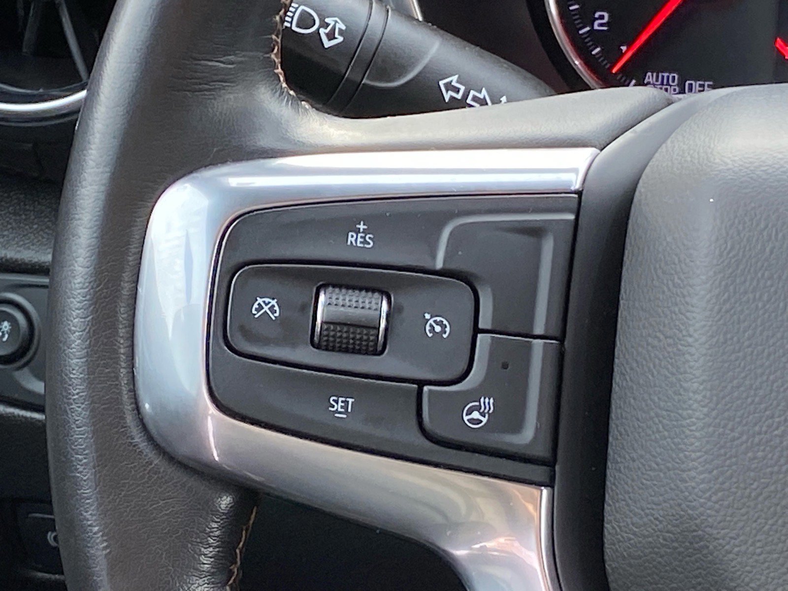 Used 2020 Chevrolet Blazer Premier w/ LPO, Sport Package image 8