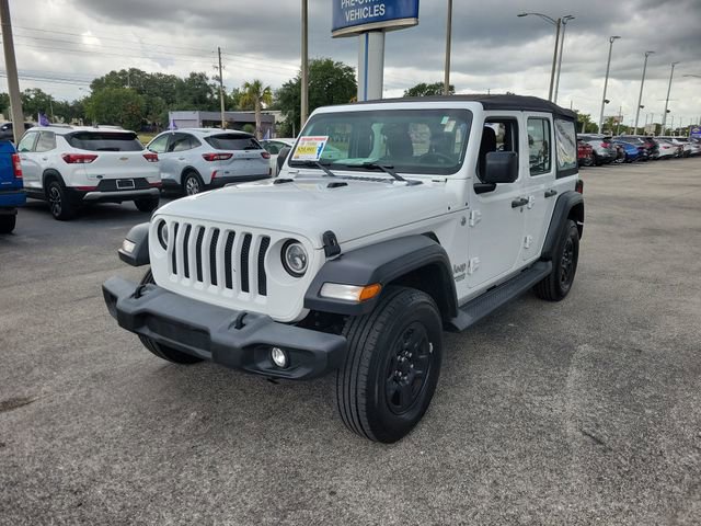 Used 2018 Jeep Wrangler Unlimited Sport AWD/4WD image 3