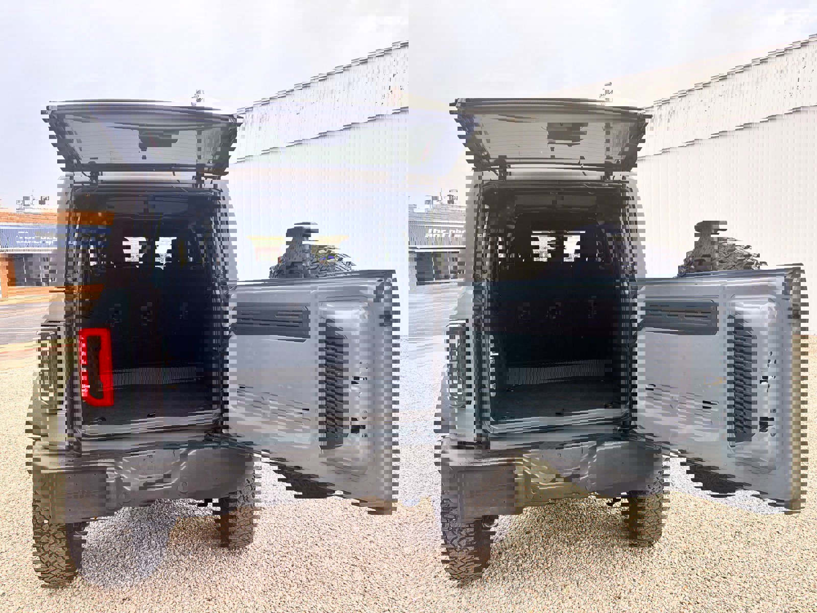 Certified 2023 Ford Bronco Big Bend w/ Sasquatch Package image 10