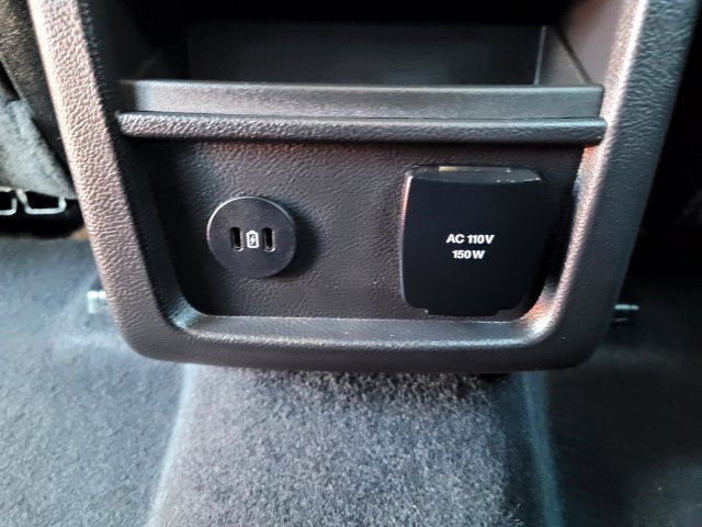 Certified 2024 Ford Edge ST-Line AWD/4WD image 13