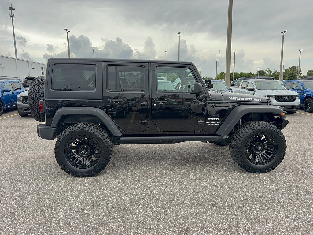 Used 2017 Jeep Wrangler Unlimited Sport w/ Quick Order Package 24S AWD/4WD image 5