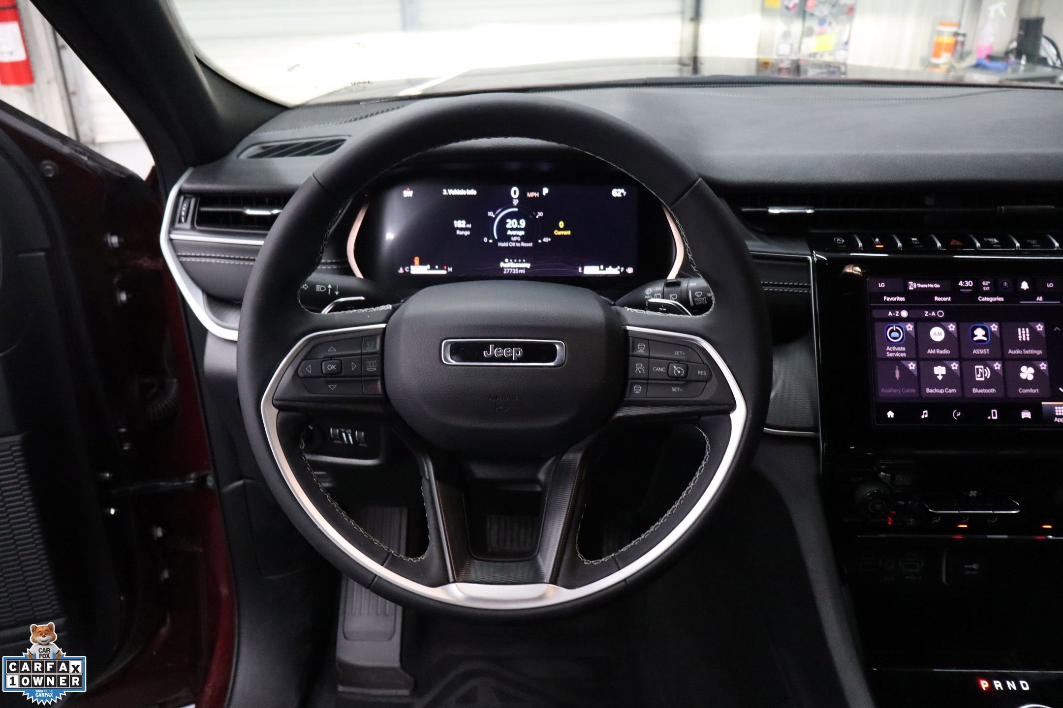 Used 2025 Jeep Grand Cherokee L Laredo image 18