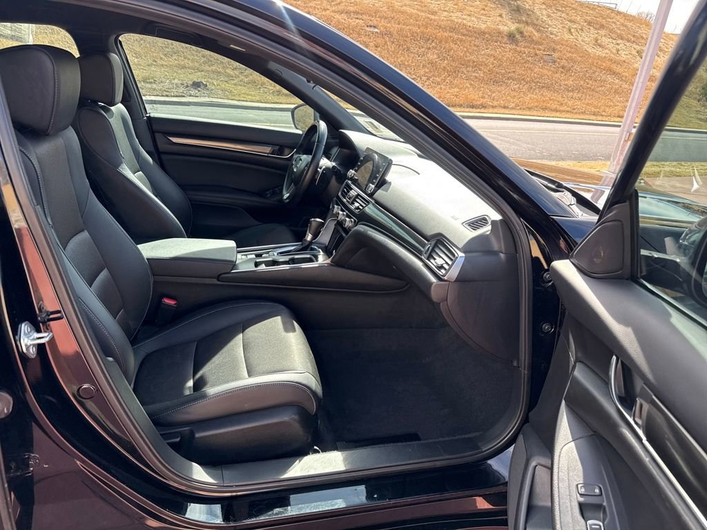 Used 2022 Honda Accord Sport image 28