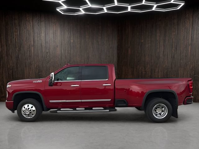Used 2024 Chevrolet Silverado 3500 High Country AWD/4WD image 4