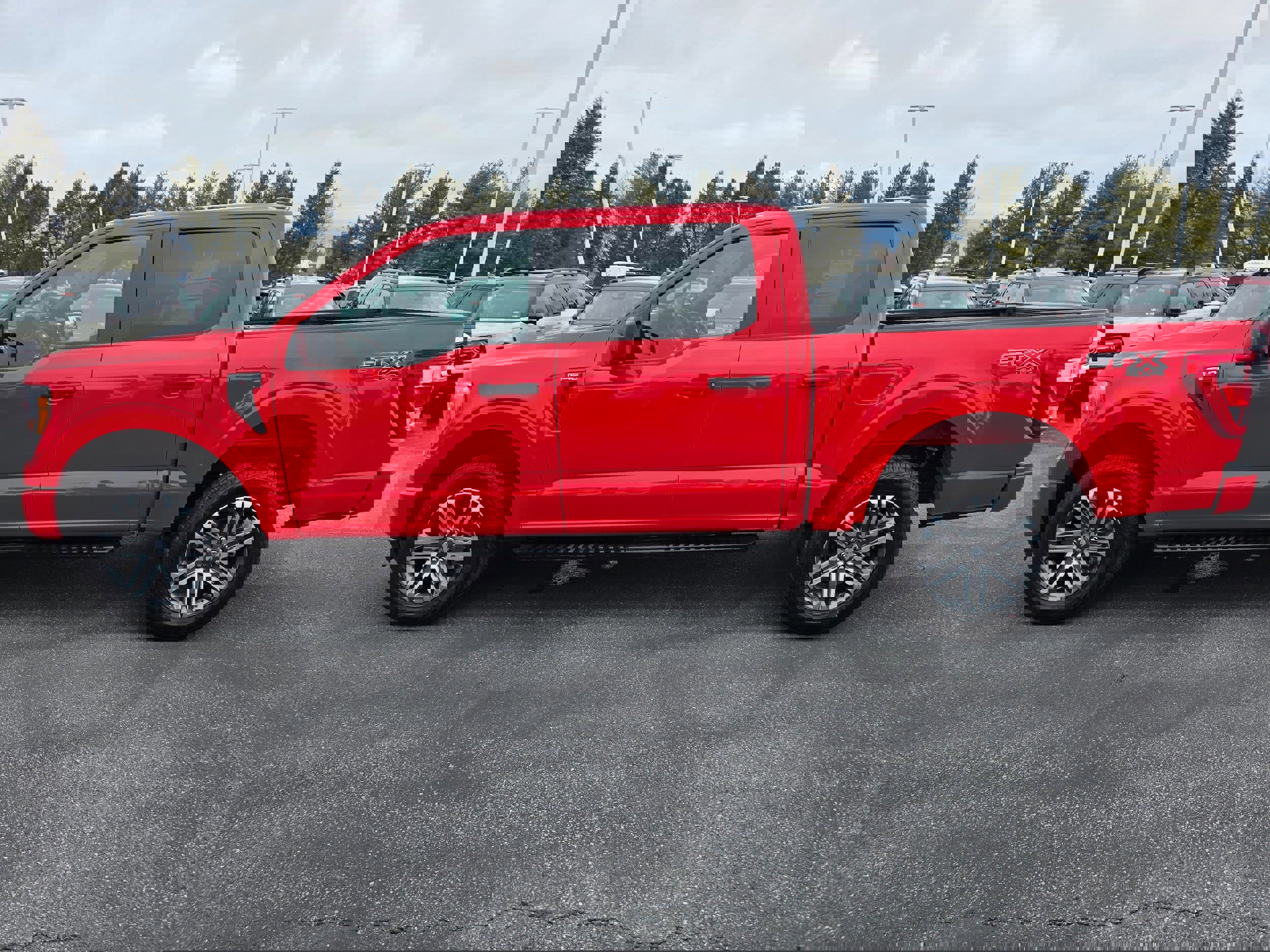 Certified 2022 Ford F150 XL w/ STX Appearance Package image 6