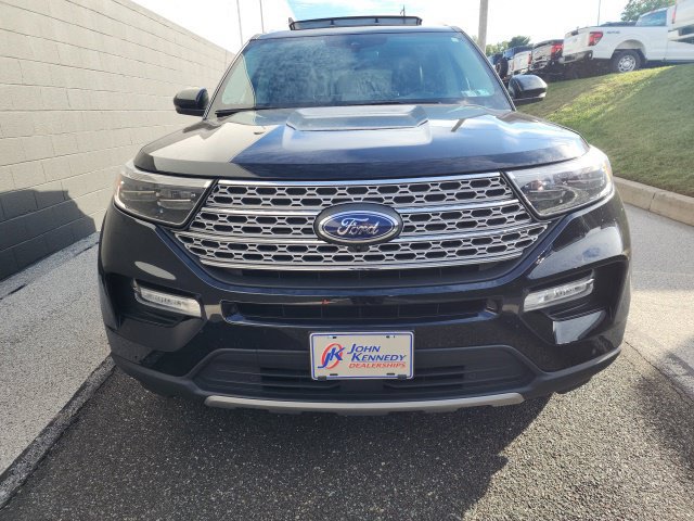 Certified 2023 Ford Explorer Limited w/ Limited Technology Package AWD/4WD image 2