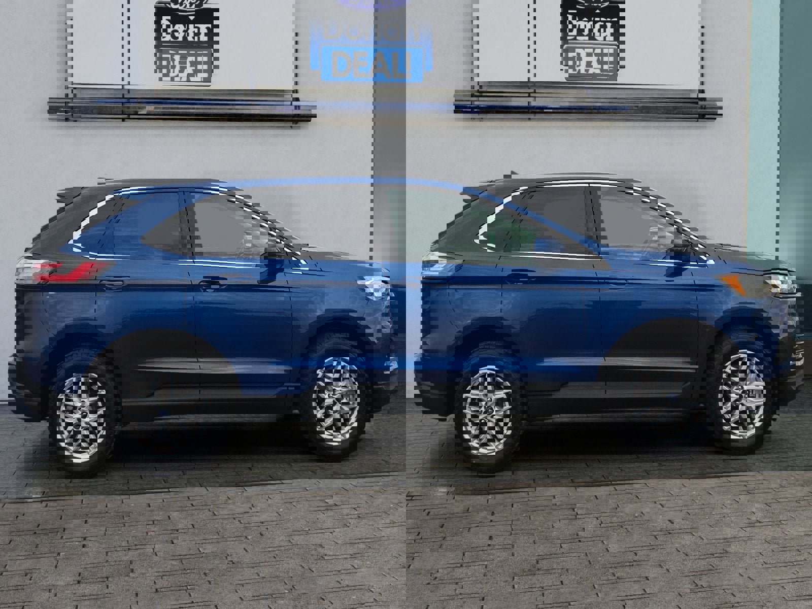 Certified 2022 Ford Edge SEL w/ Convenience Package image 6