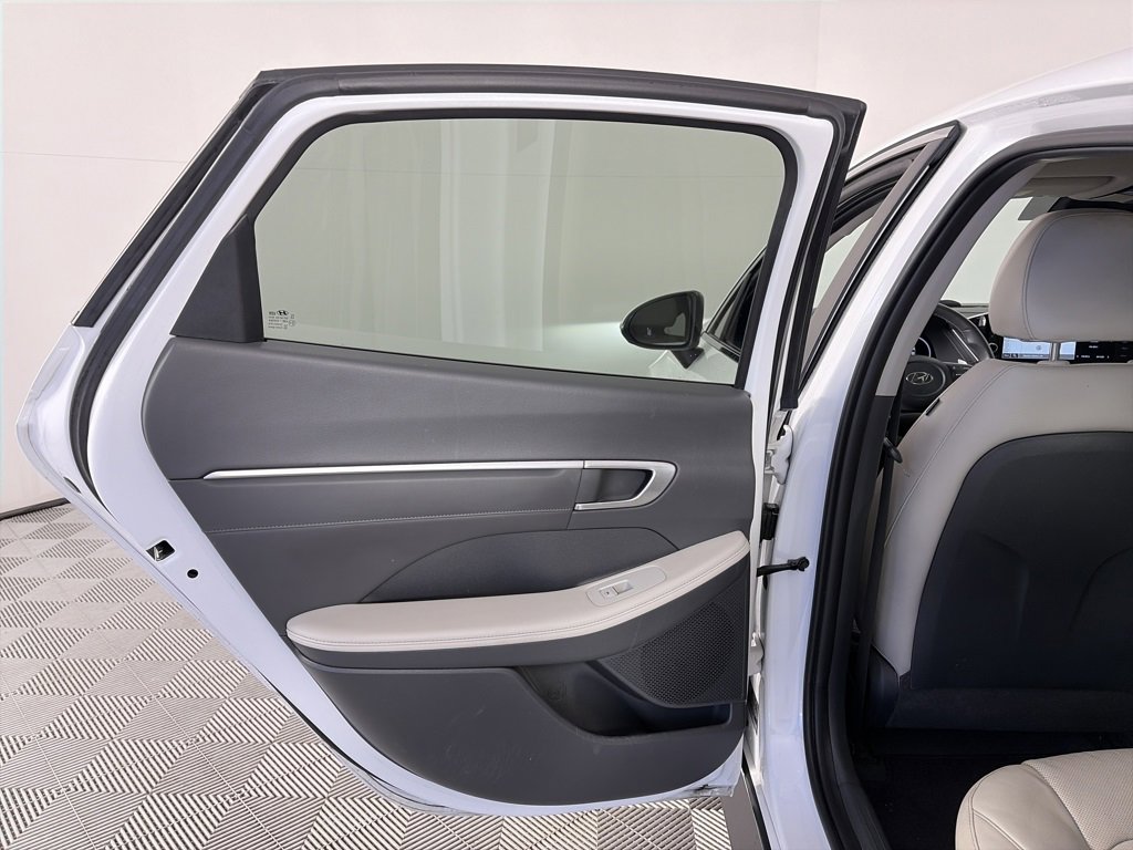Used 2022 Hyundai Sonata Limited w/ Cargo Package image 12