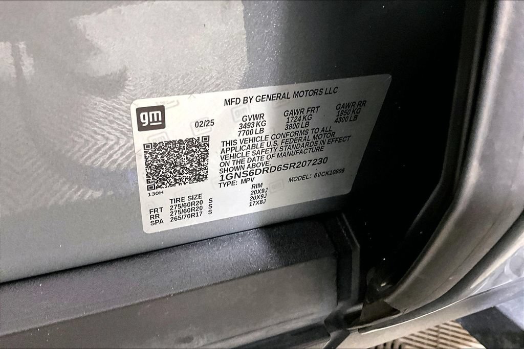 Used 2025 Chevrolet Suburban Z71 AWD/4WD image 27