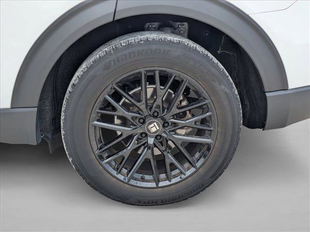 Certified 2023 Ford Explorer XLT w/ Equipment Group 202A AWD/4WD image 8