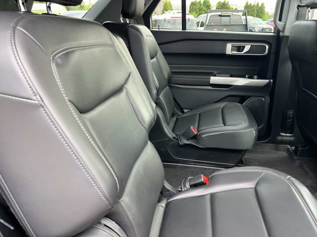 Certified 2024 Ford Explorer XLT w/ Equipment Group 202A AWD/4WD image 27