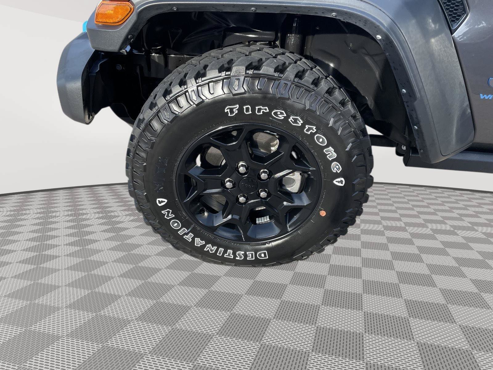 Used 2023 Jeep Wrangler Unlimited AWD/4WD image 10