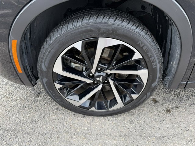 Used 2024 Mitsubishi Outlander SEL FWD image 9
