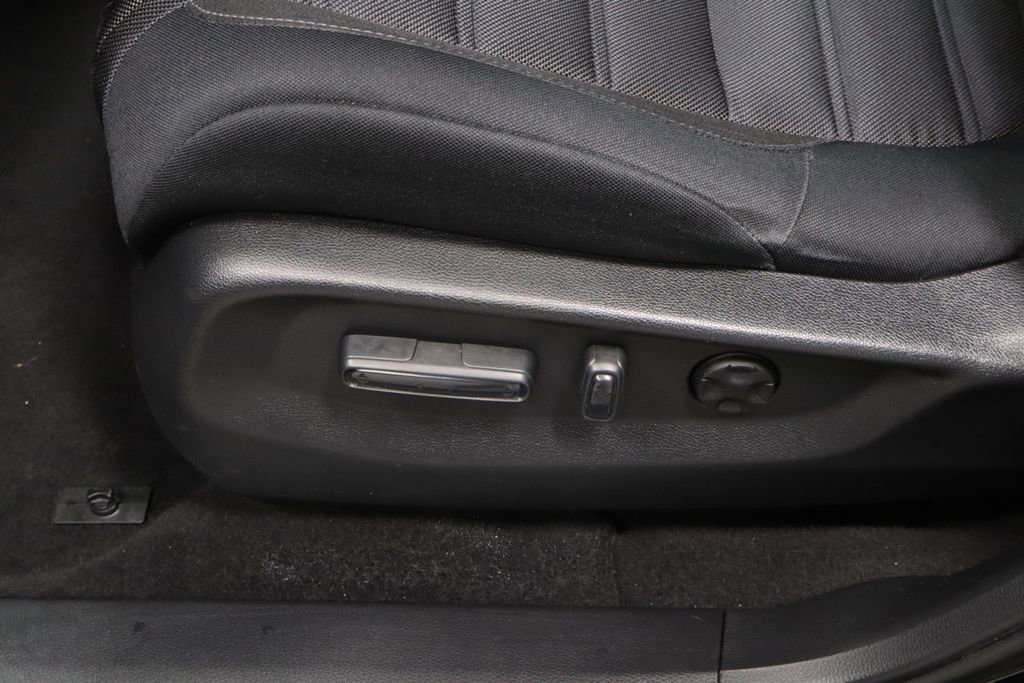 Used 2019 Honda CR-V EX image 24