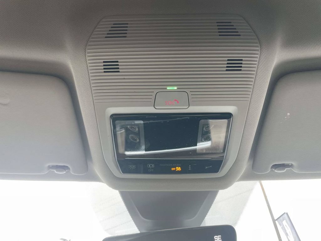 Used 2024 Volkswagen Atlas SE FWD image 28