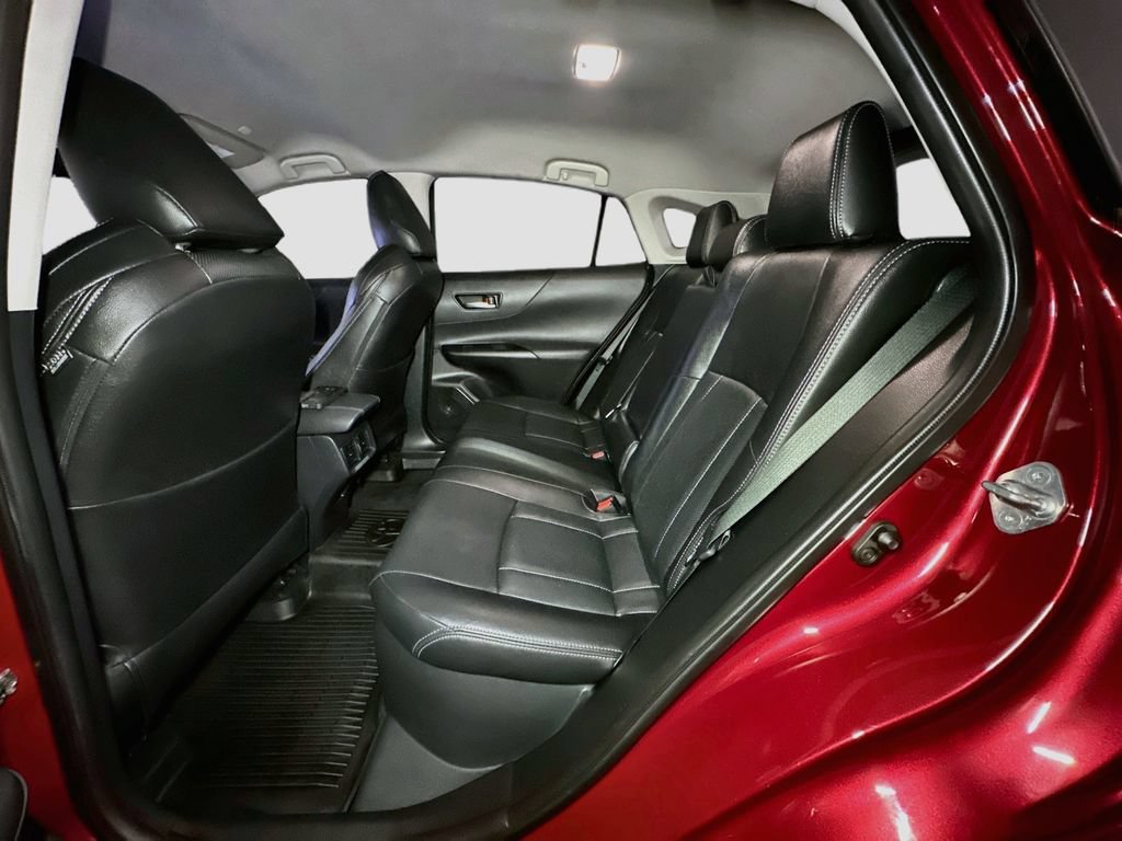Used 2023 Toyota Venza LE AWD/4WD image 28