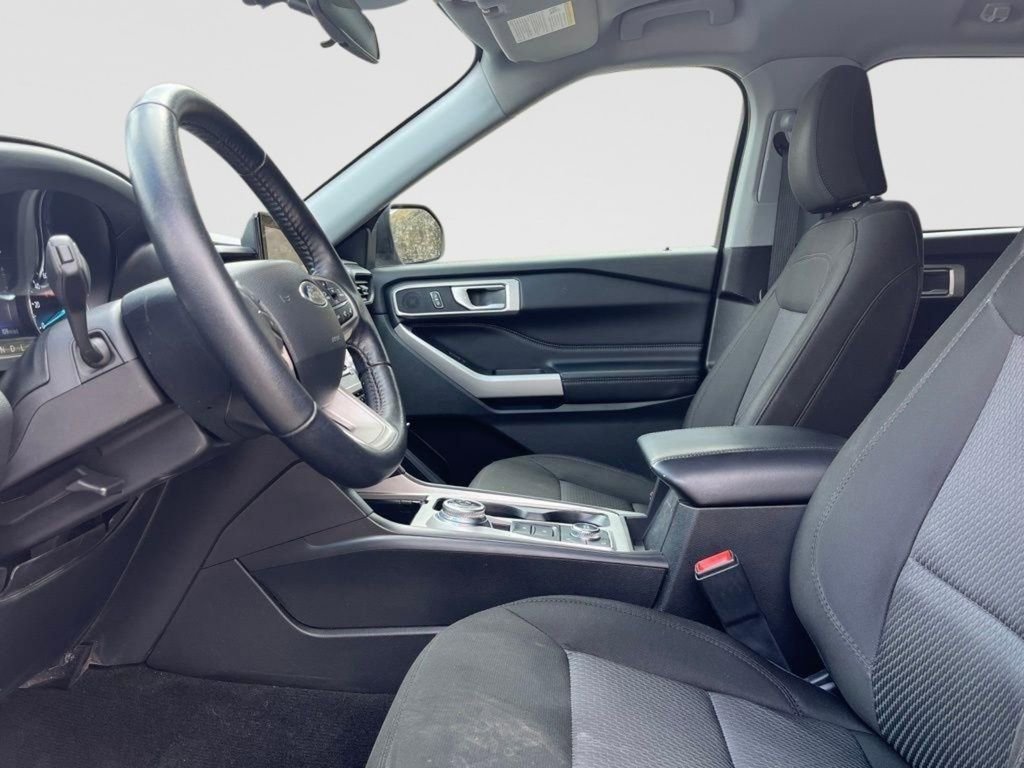 Certified 2023 Ford Explorer XLT AWD/4WD image 19