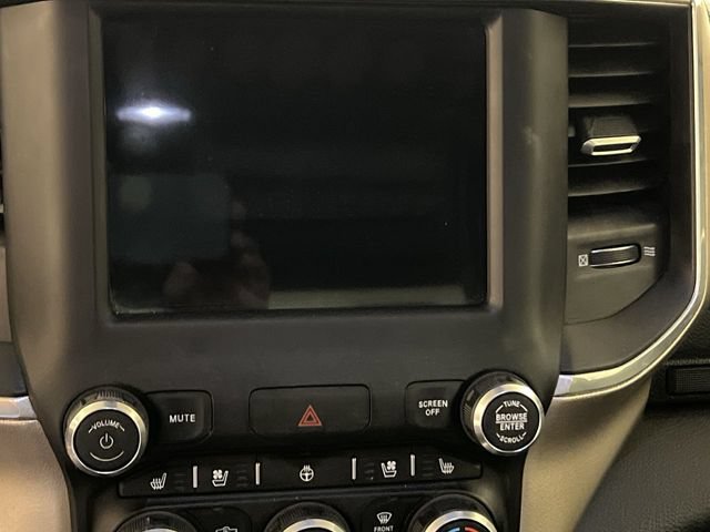 Used 2019 RAM 1500 Laramie AWD/4WD image 14