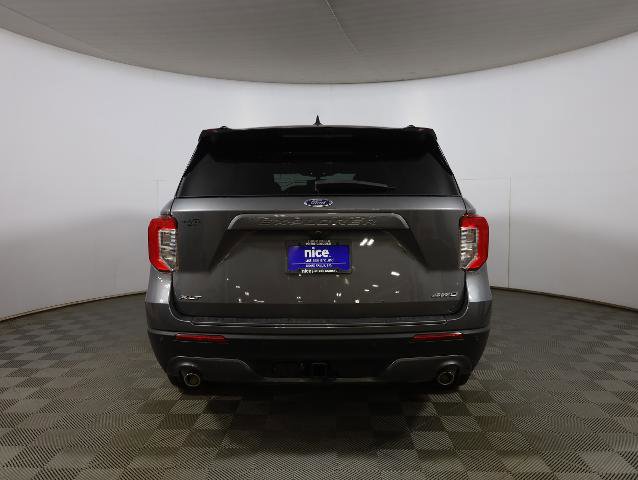 Certified 2023 Ford Explorer XLT w/ Equipment Group 202A image 5
