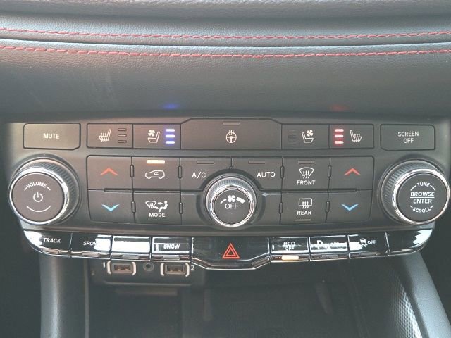 Used 2024 Dodge Durango R/T w/ Tow 'N Go Package AWD/4WD image 35