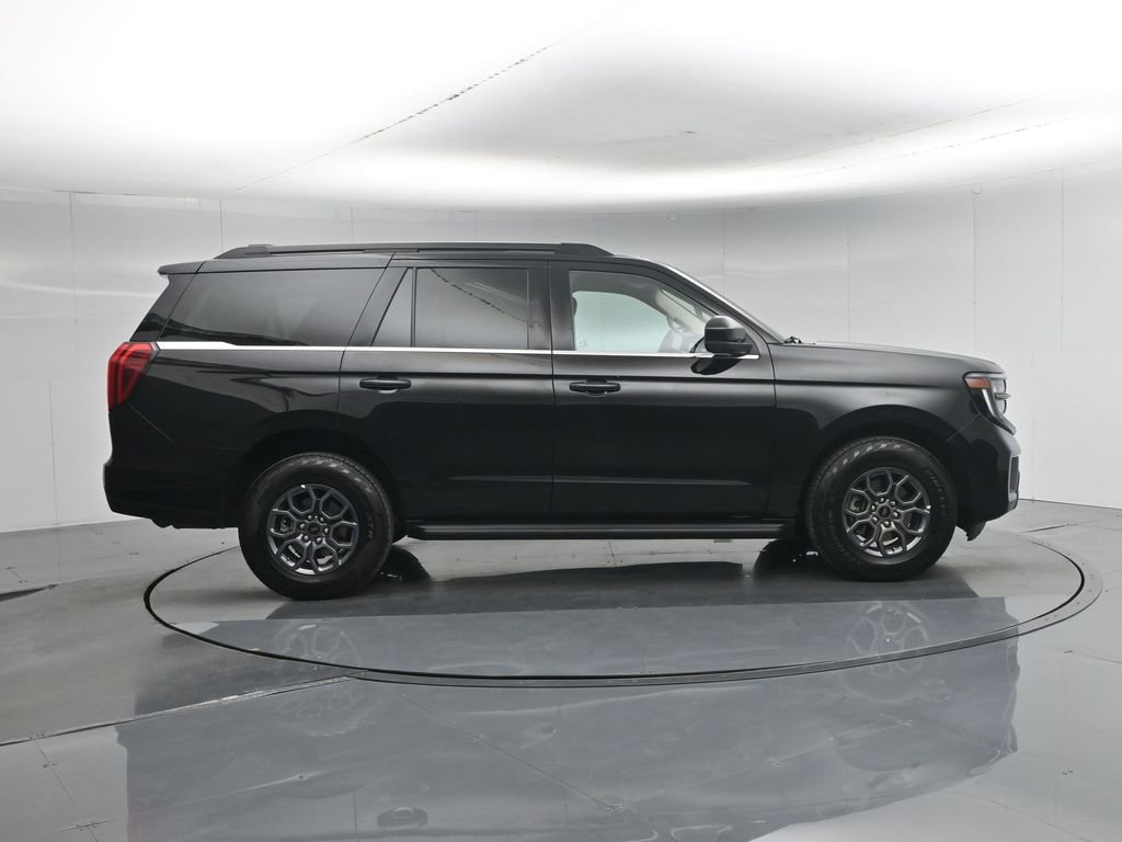 Certified 2025 Ford Expedition Active AWD/4WD image 31