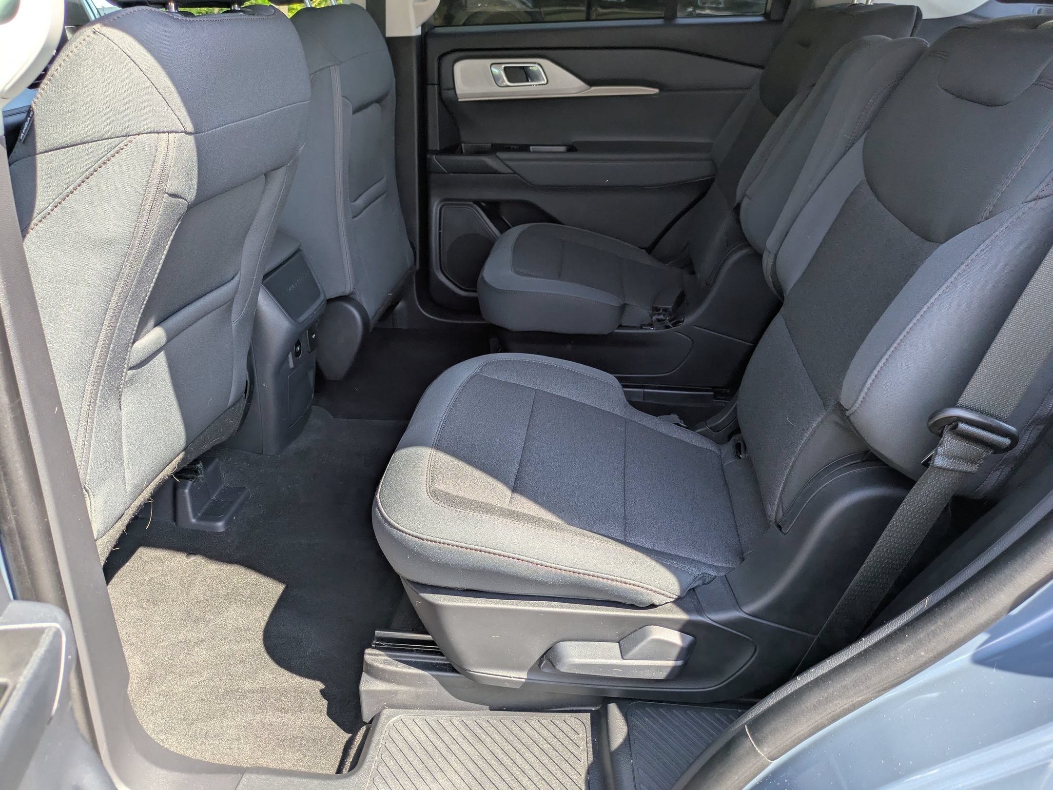 Certified 2025 Ford Explorer Active AWD/4WD image 27