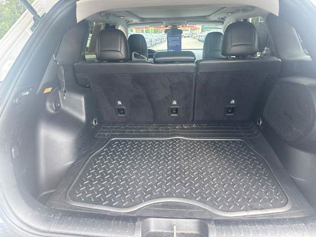 Used 2019 Jeep Cherokee Latitude Plus FWD image 27