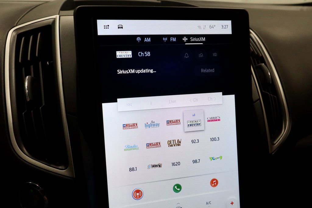 Certified 2023 Ford Edge SE image 10