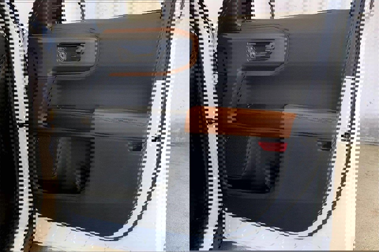 Certified 2024 Ford Bronco Sport Badlands w/ Premium Package image 26