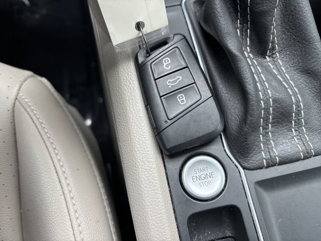 Used 2023 Volkswagen Atlas SE FWD image 22