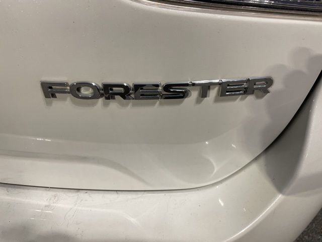 Used 2021 Subaru Forester Premium image 14