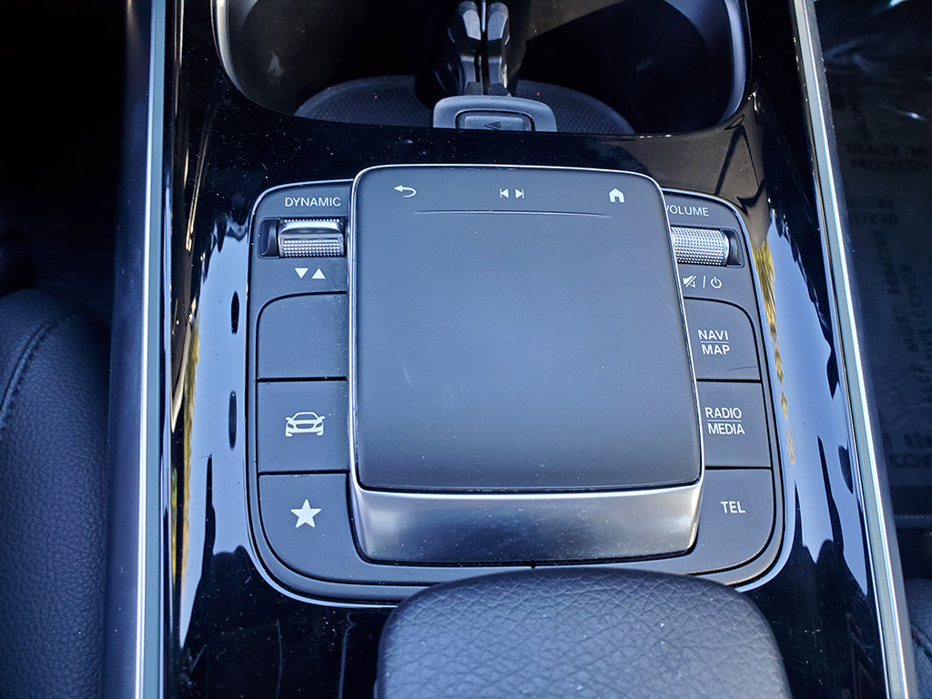 Used 2023 Mercedes-Benz GLA 250 w/ Premium Package image 26